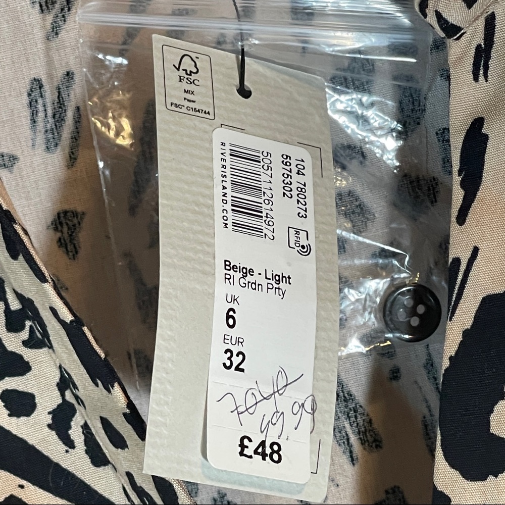 River Island Beige short sleeve animal print shirt midi dress Cream Size UK6 US2 - Picture 10 of 10
